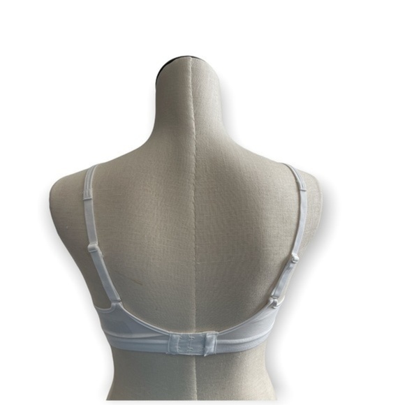 Hanes women’s XTemp convertible straps White perfect coverage wire free bra Sz S - Picture 2 of 9